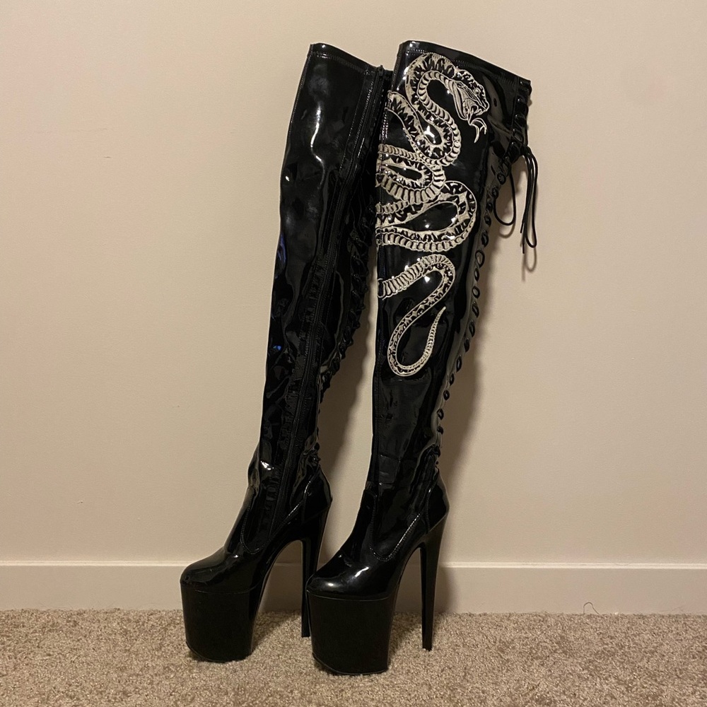 Black Platform Thigh-High Boots with Snake Design
